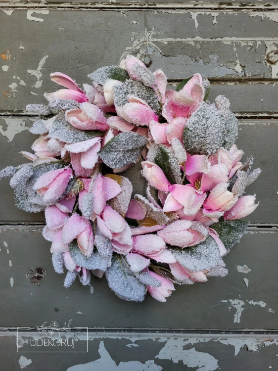 wianek_magnolia_róż.jpg